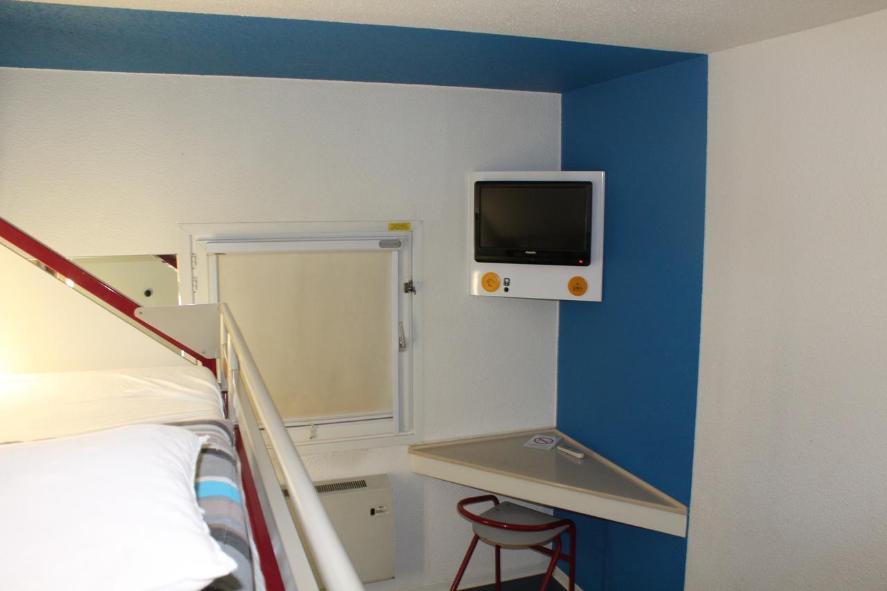 Hotelf1 Saint-Die Extérieur photo